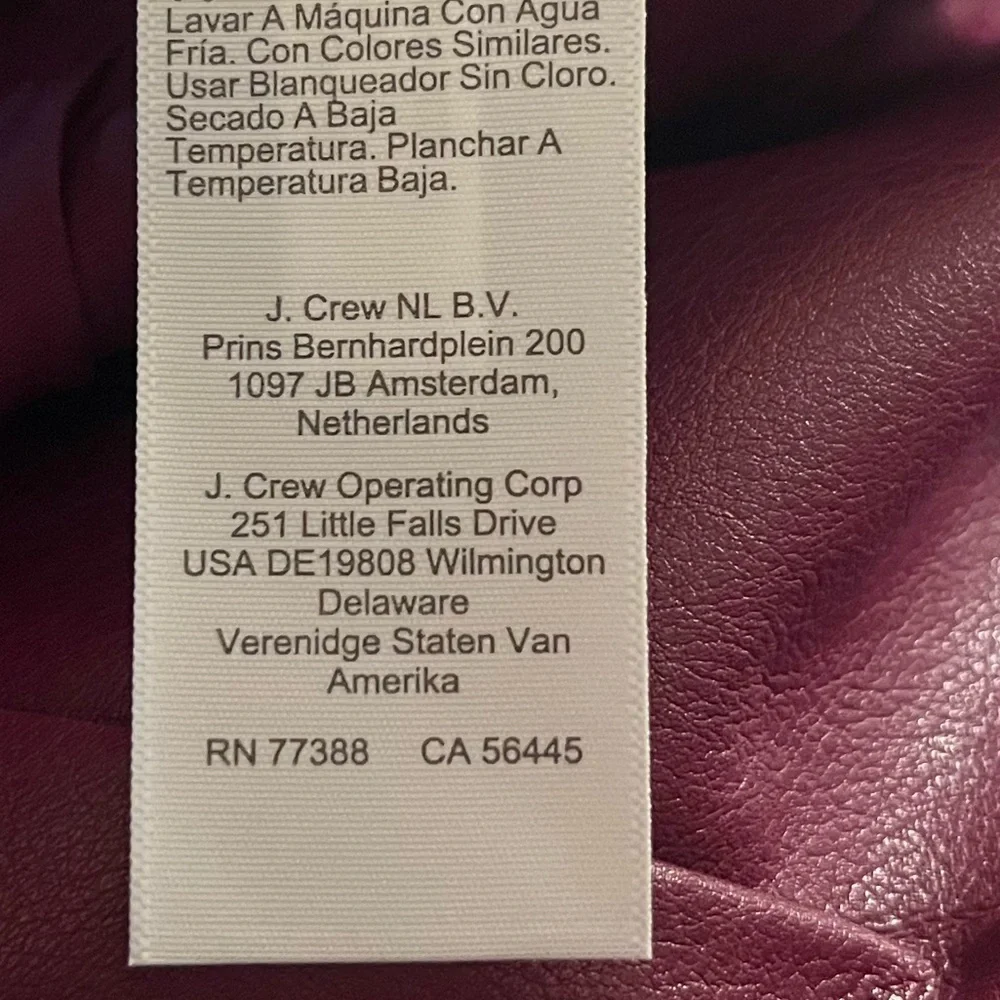 NWT J.Crew Burgundy Faux Leather Pencil Skirt Lined Classic Midi Size 16 - Picture 4 of 5